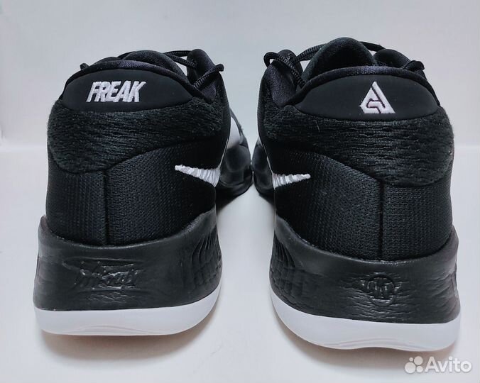 Оригинальные кроссовки Nike Zoom Freak 4