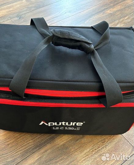 Осветитель Aputure LS C120d II