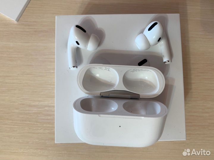 Apple AirPods Pro