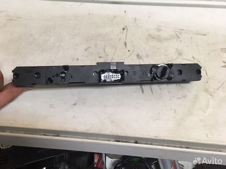 Блок кнопок (аварийка) Opel Astra H