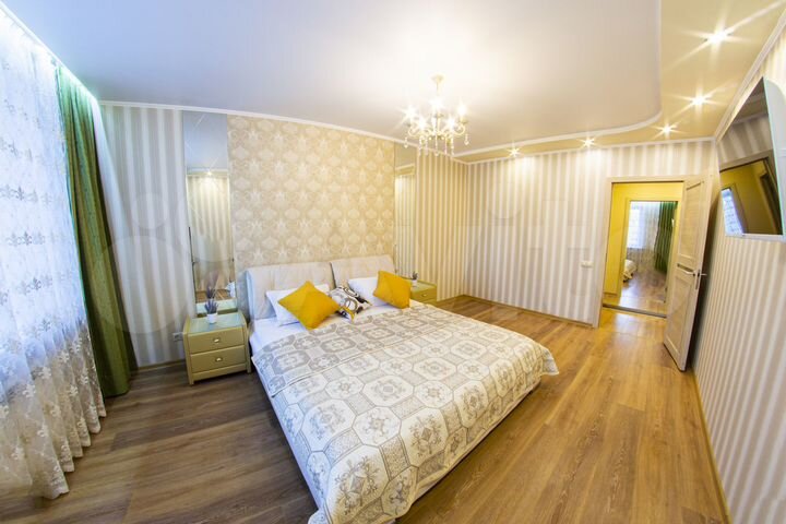 2-к. квартира, 60 м², 4/15 эт.