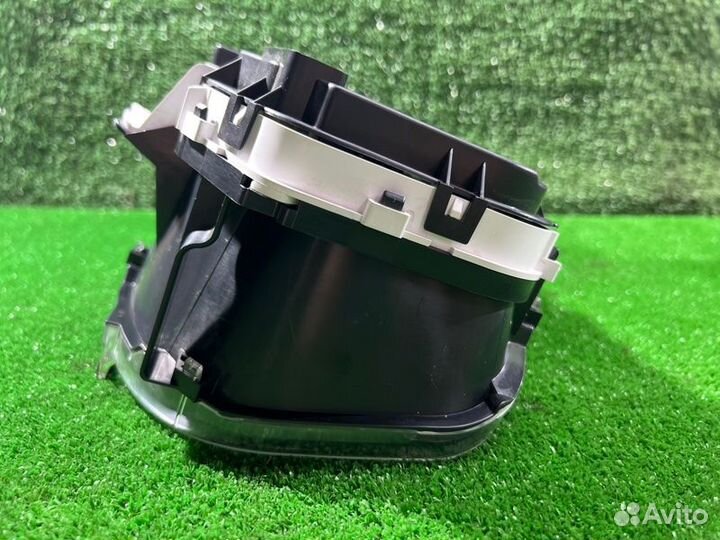 Панель приборов Toyota Corolla Axio NZE144 1NZ-FE