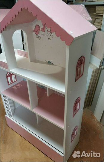 Домик кукольный с ящиком Новый