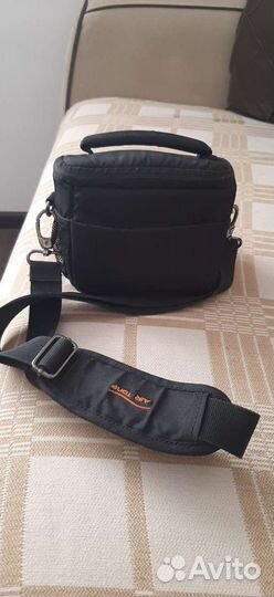 Цифровой фотоаппарат Nikon coolpix L810 с сумкой и