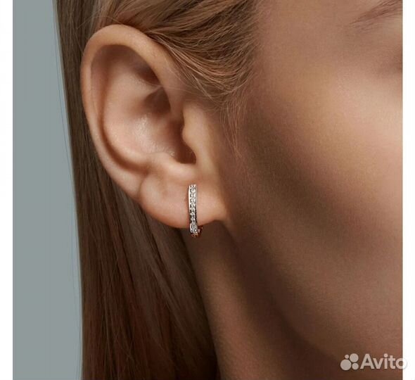 Золотые серьги с бриллиантами. Новые