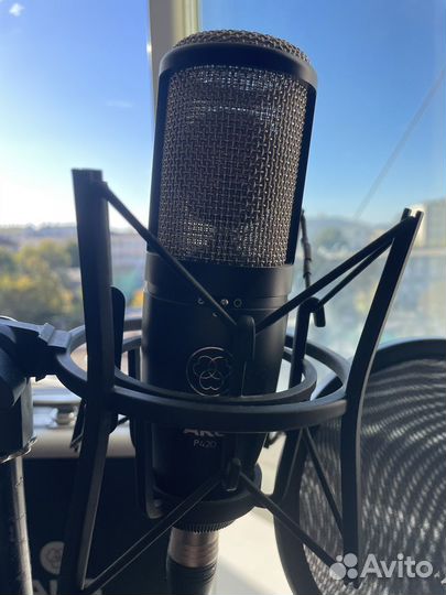 Микрофон Akg p420