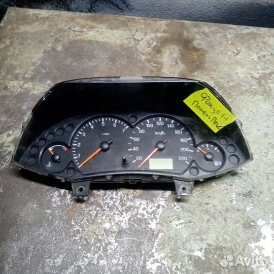 Панель приборов Ford Focus 1 седан 1.6 2004