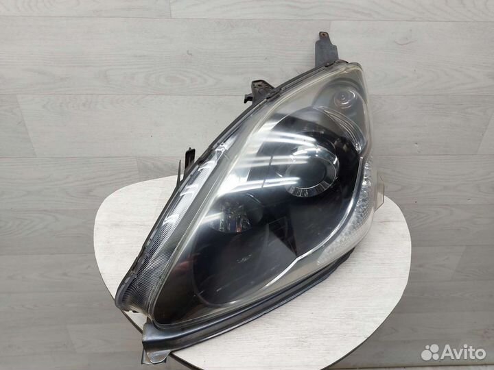 Фара левая Honda Civic 7. 2003-2006