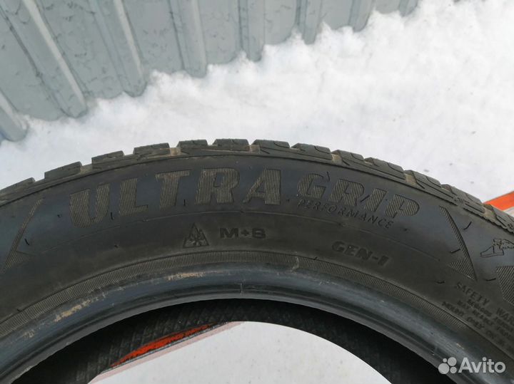 Goodyear UltraGrip Performance Gen-1 215/55 R16 96T
