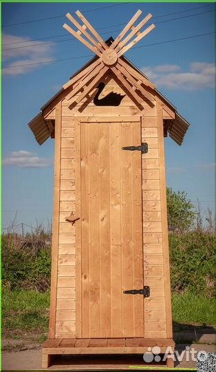 Уличный туалет деревянный SKU010