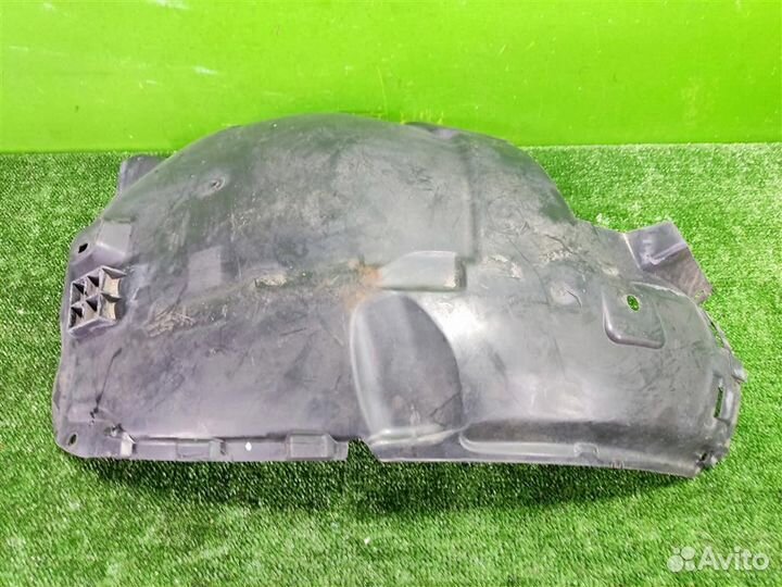 Подкрылок передний правый Opel astra H 2007