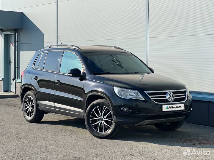 Volkswagen Tiguan 2.0 AT, 2009, 176 700 км