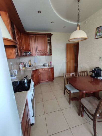 3-к. квартира, 80,4 м², 8/10 эт.