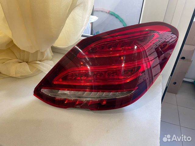 Задний фонарь mercedes w 205