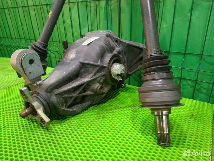 Редуктор задний Mercedes Benz C200 W204 271.860