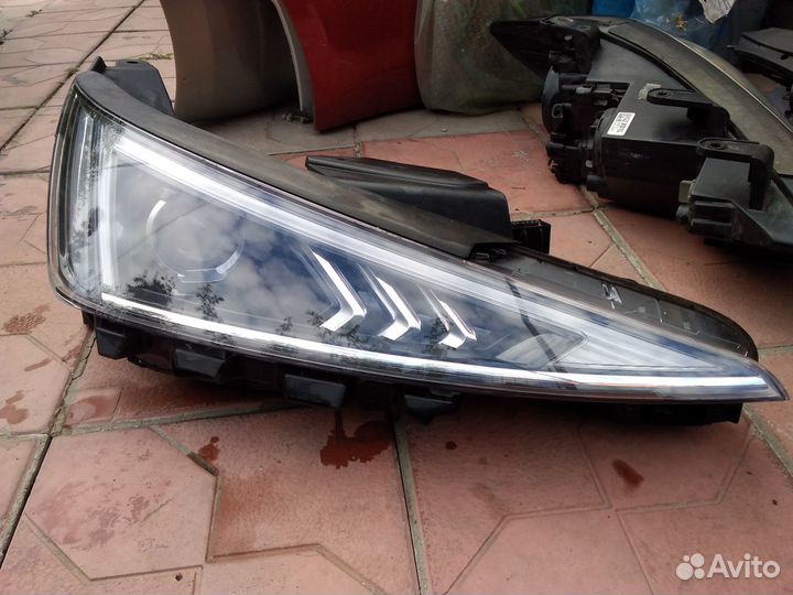 Hyundai Elantra 6 фара c дхо оригинал