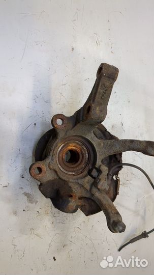 Ступица (кулак, цапфа) Nissan X-Trail (T30), 2005