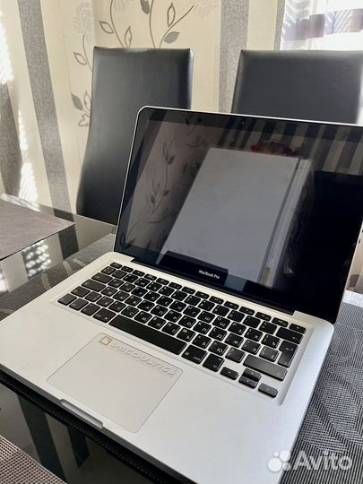 Macbook Pro 13 mid 2009 (читать описание)