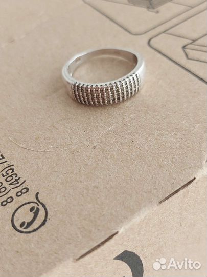Серебряное кольцо 18 размер