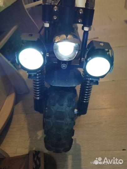 Электросамокат Kugoo m5