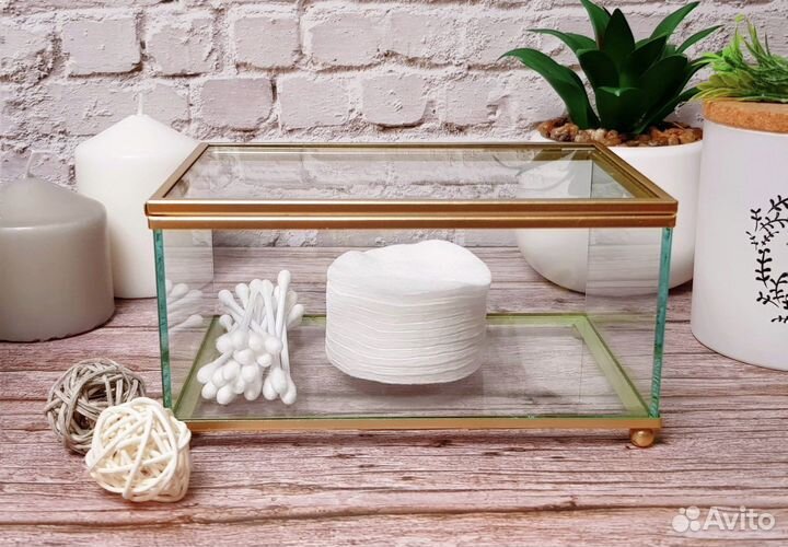 Стеклянная шкатулка