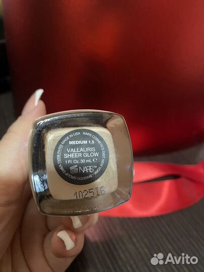 Тональное средство Nars