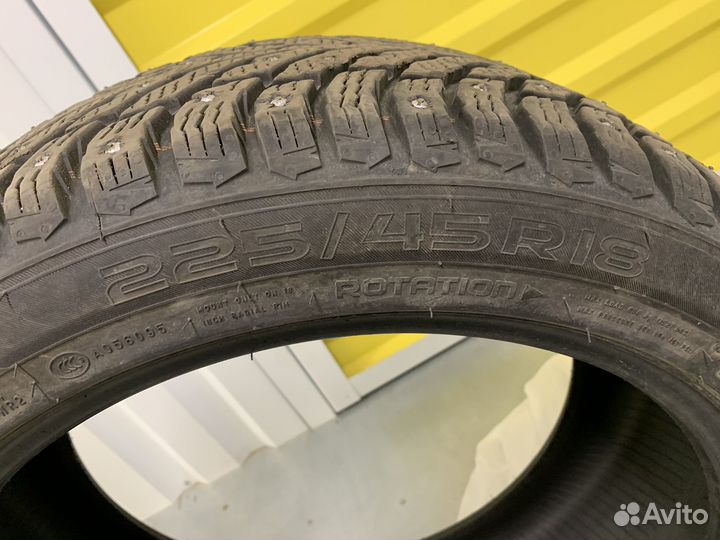 Nokian Tyres Hakkapeliitta 9 225/45 R18