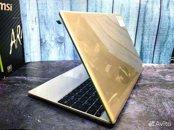 Ноутбук новый Intel i7 / 16Gb полный комплект