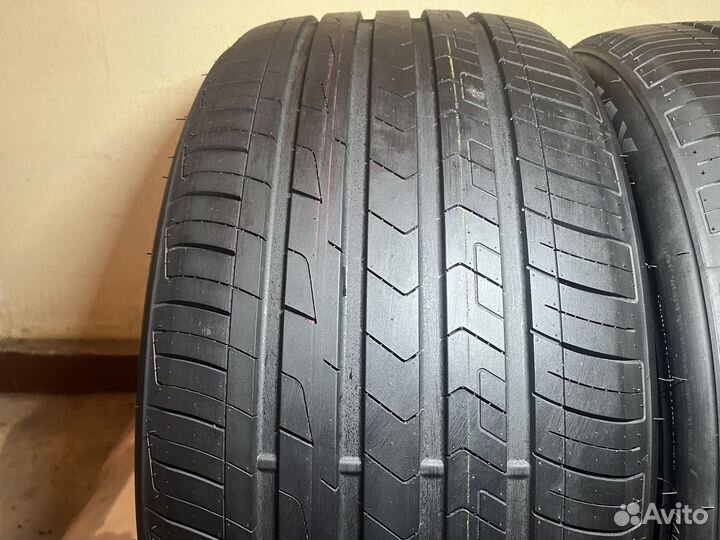 Zmax Zealion 295/35 R21 107W