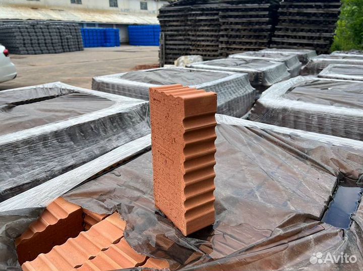 Кирпич в Москве