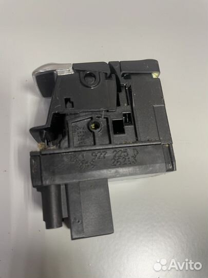 Кнопка ручника Ауди А4 Б8 А5