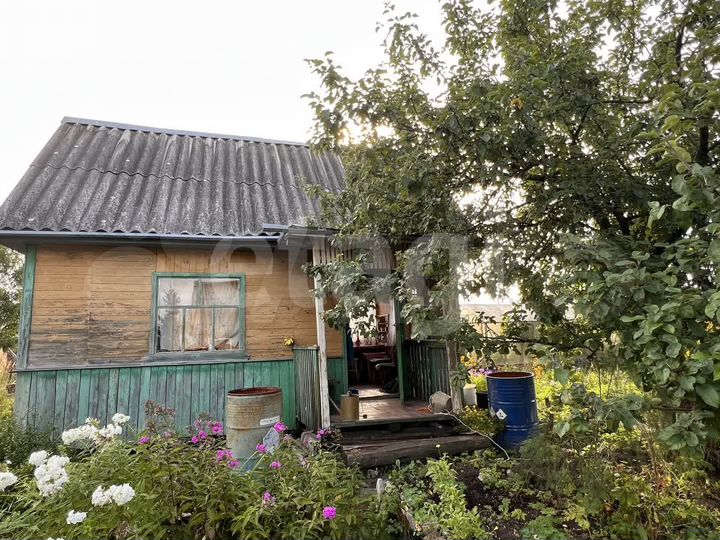 Дача 12 м² на участке 5 сот.