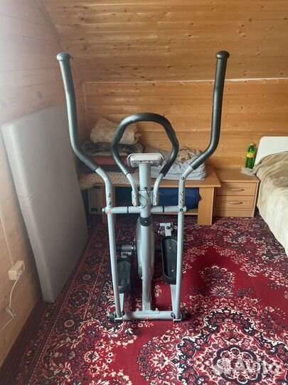 Эллиптический тренажер