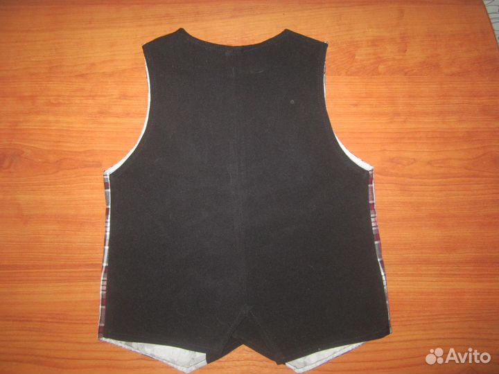 Школьный жилет на рост 128-134