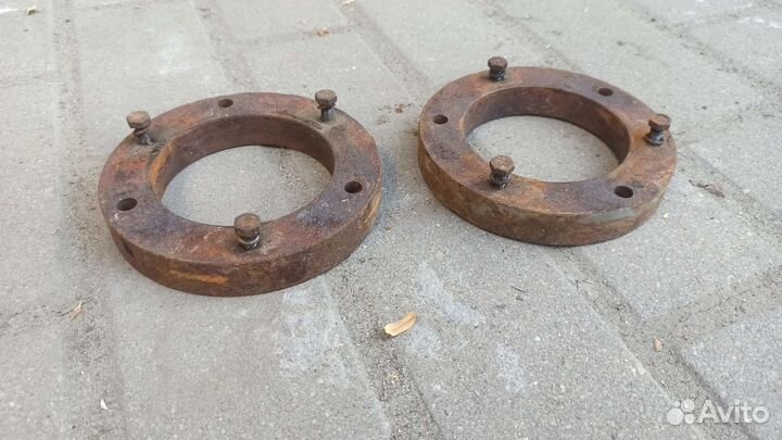 Проставки на переднии стойки бмв е30