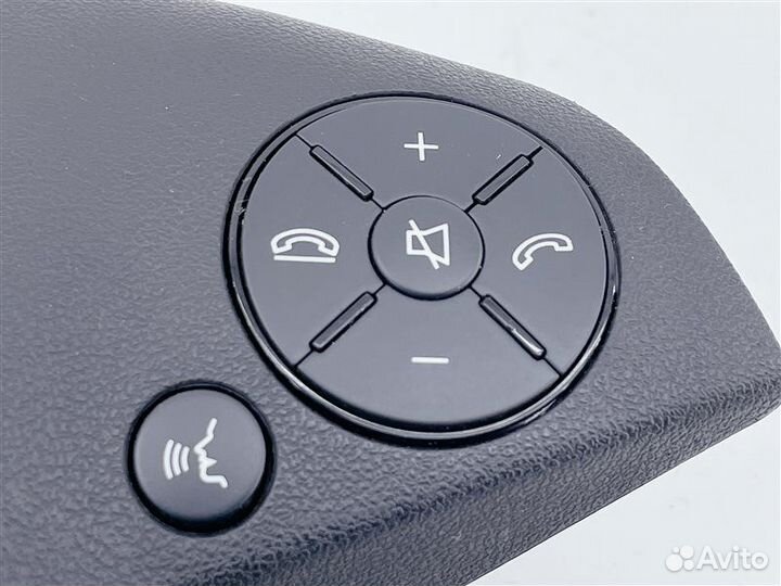 Подушка безопасности водителя Mercedes-Benz E350