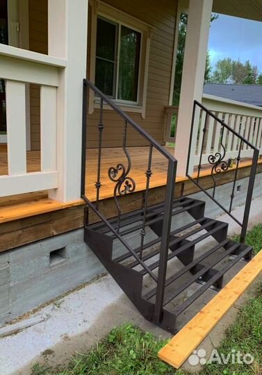 Лестница в дом. Заключаем договор