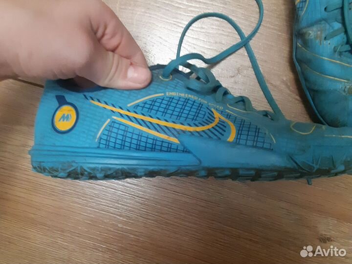 Футбольные бутсы nike mercurial