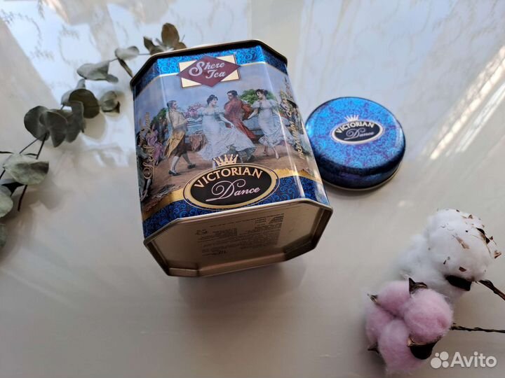 Жестяная банка коробка