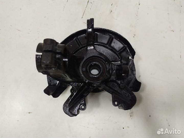 Кулак поворотный передний правый Polo (HB) 2009