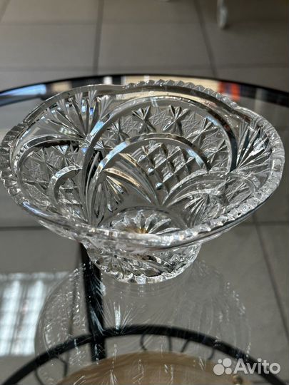 Ваза хрустальная