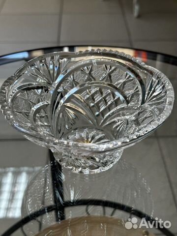 Ваза хрустальная