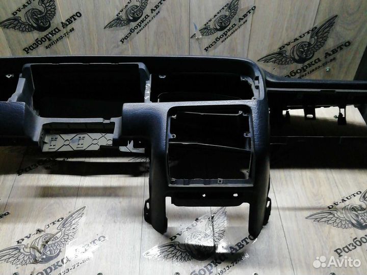 Торпедо Volkswagen Golf 3