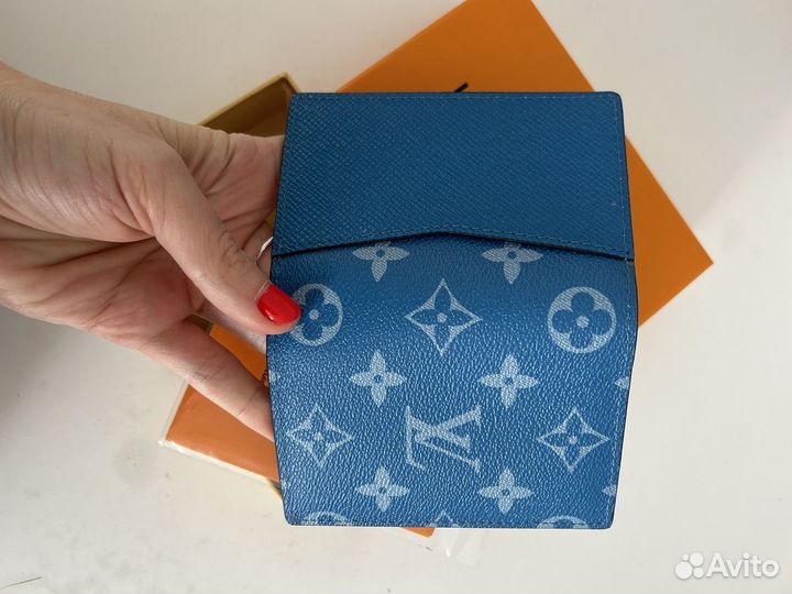 Картхолдер louis vuitton