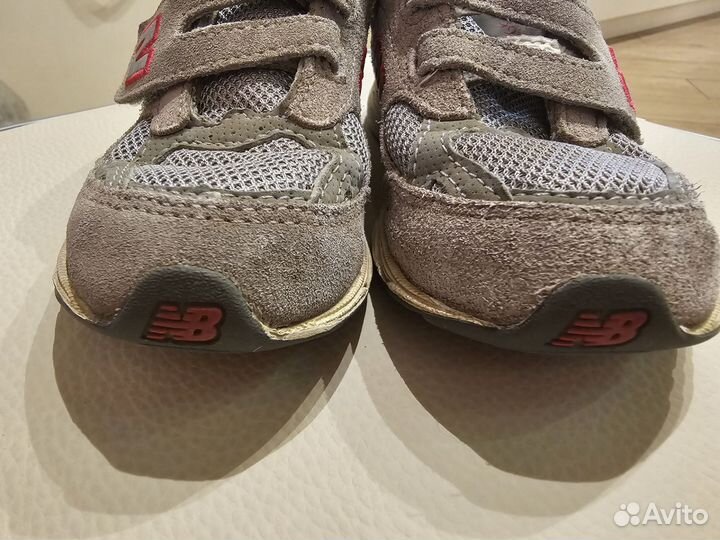 Детские кроссовки New balance 26EUR и 27,5EUR