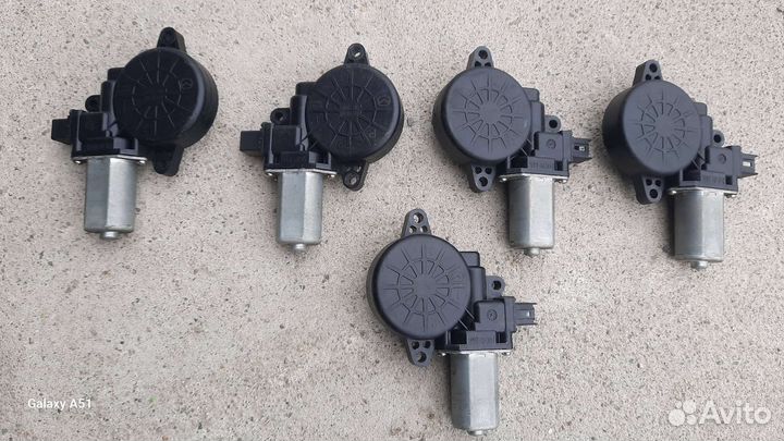 Моторчик стеклоподъёмника Мазда 6 gh