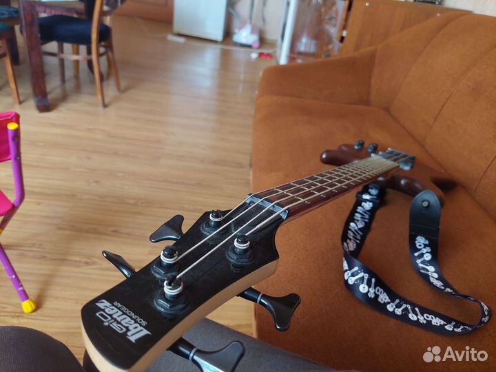 Бас гитара Ibanez GSR200B