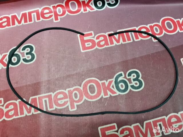 Уплотнитель лобового стекла Toyota Corolla