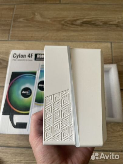 Aerocool cylon 4f