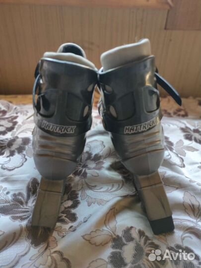 Роликовые коньки